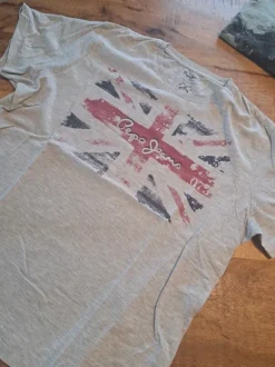2 HerrenShirts Gr.XL Pepe Jeans
