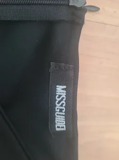 🐬 Missguided Kurzoverall Schwarz gr 38🐬cold shoulder🐬