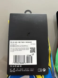2 Nike Supreme Socken Swoosh grün und blau 41-43