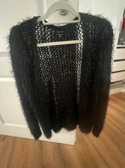 🖤 Offener Cardigan