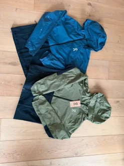 2 on cloud vest