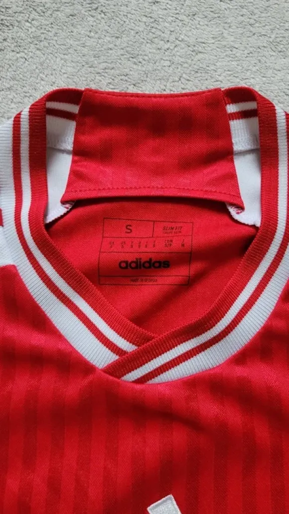Adidas Ajax Amsterdam Trikot Rot weiß | jersey | Größe S | top Zustand | soccer | streetwear