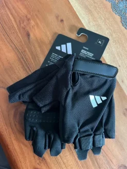 Adidas Essental Training Gloves