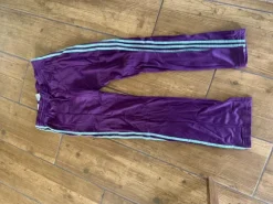 Adidas Hose in coolen Farben