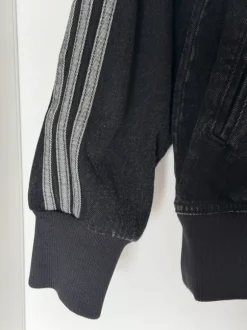 Adidas Originals Jeansjacke schwarz (true black) Gr L. neu und ungetragen mit Etikett