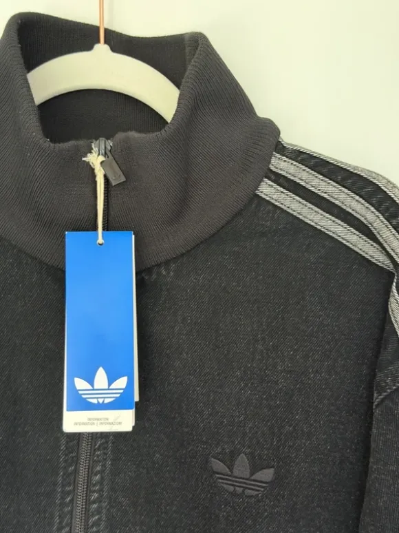 Adidas Originals Jeansjacke schwarz (true black) Gr L. neu und ungetragen mit Etikett
