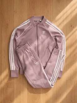 adidas Originals SST Trainingsanzug Set – Mauve / Rosa – Trefoil – Größe XS (Flecken)