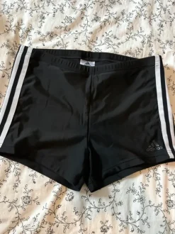 Adidas Schwimmhose, eng