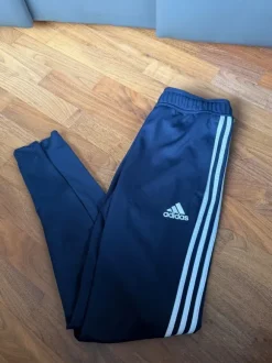 Adidas trainingshose gr s
