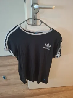 Adidas Tshirt