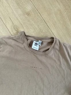 Adidas t-shirt shirt beige taupe M herren