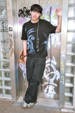 Airbrush futuristic shirt