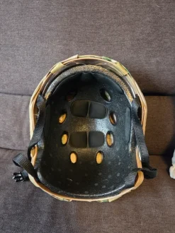 Airsoft Helm mit Schutzbrille