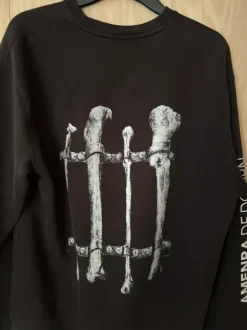 Amenra Sweater XL