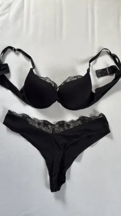 Anti-Gravity dessous Set - Stockholm Style