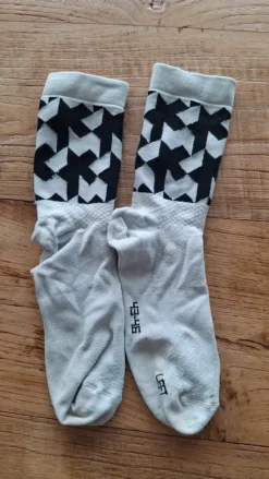 Assos fietskousen