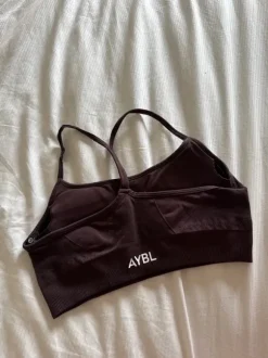 Aybl 