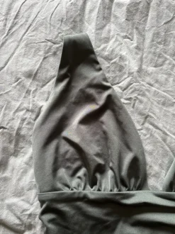 Badeanzug Shape grün H&M Gr 46