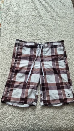 Badehose karriert