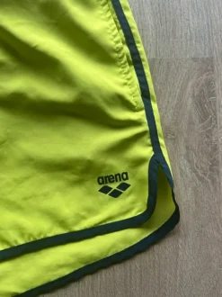 Badeshorts von Arena – Neongrün – Größe L