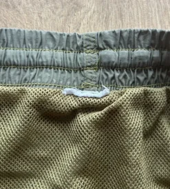 Badeshorts von Arena – Olive – Größe M