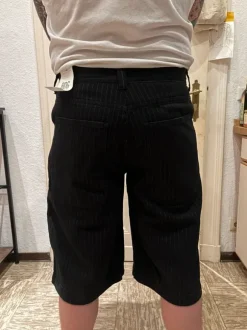Baggy Nadelstreifen Shorts urban Outfitters