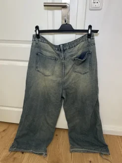 baggy washed jeans