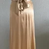 Beigefarbenes Trägerkleid mit Schleife – Gr. 36