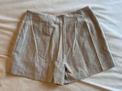 Beiger Hosenrock von Pull&Bear. neu mit Etikett.