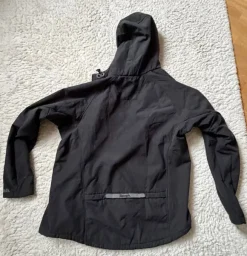 Bench Jacke Größe L