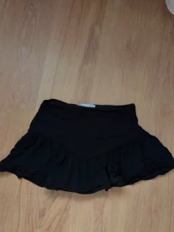 Bershka Boho Skort schwarz Größe M 38