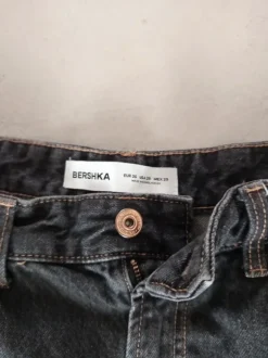 Bershka Jeans Baggy Gr 36 schwarz