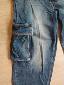 Bershka Jeans Gr. 40 weiter lockerer Stil