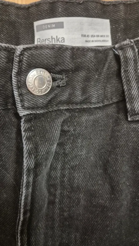 Bershka Jeans Shorts schwarz