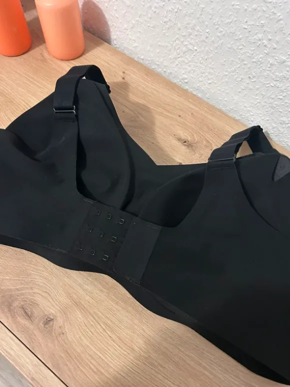 BH Schwarz 3XL ohne Bügel