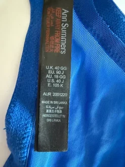 BH Spitze von Ann Summers