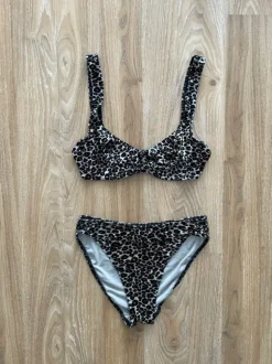 Bikini Leo 90er