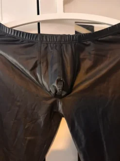 Black Liquid Leather Fetish Leggings - Pouch Front