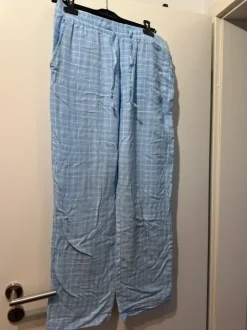 Blau weiße Pyjamahose