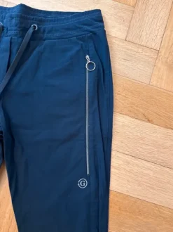 Blaue Hose