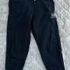 blaue Jogginghose