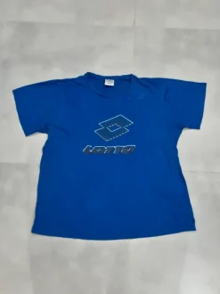 Blaues T-Shirt der Marke Lotto in Größe 16 Jahre / S.