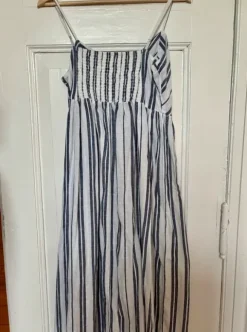 Blau/Weisses Leinen Sommerkleid Gr. 40