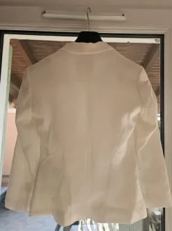 Blazer blanc cassé Bershka