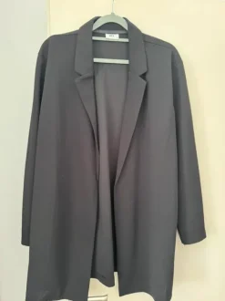 Blazer/ dünne Jacke ohne Knöpfe