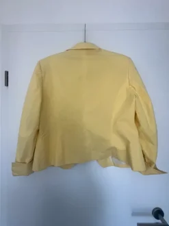 Blazer GR. 40 gelb