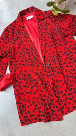 Blazer Jacket NA-KD Leo rot schwarz gr. 36