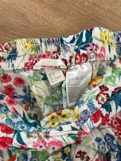 Blümchen Shorts mit Taschen