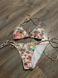 Blumen Bikini Set 🌸