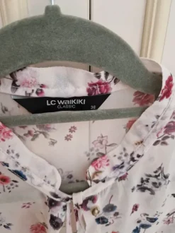 Bluse mit Blümchen